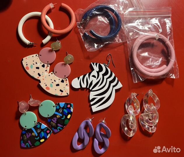 Необычные серьги в стиле 80-х