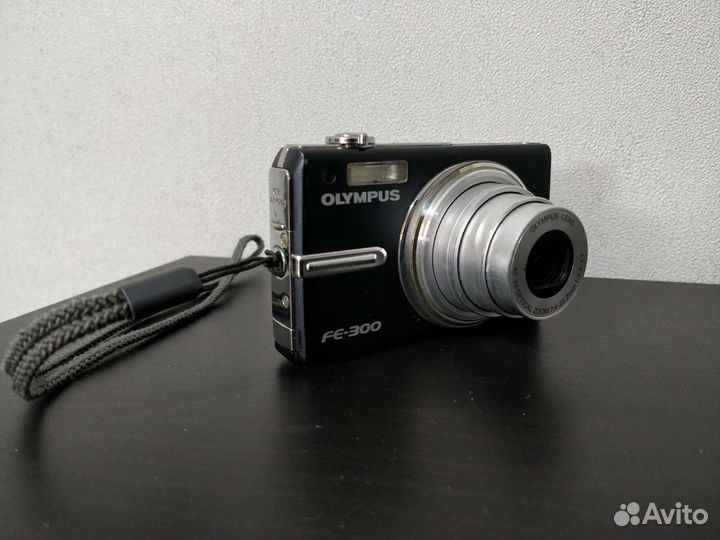 Компактный фотоаппарат olympus fe300