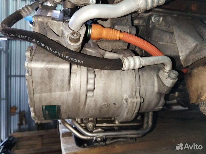 Компрессор кондиционера Mercedes-Benz S-Class W221