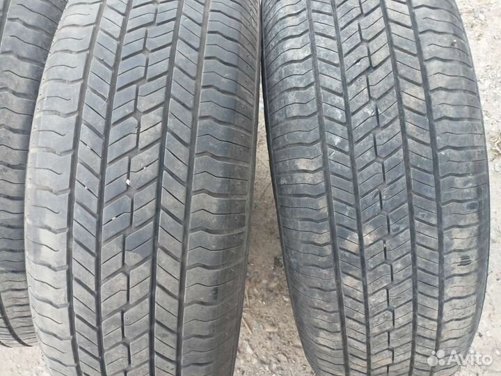 Yokohama Geolandar G033 215/70 R16