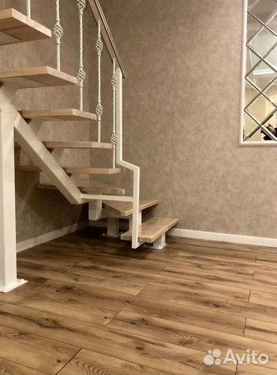 Лестница на металлокаркасе / изготовление лестниц