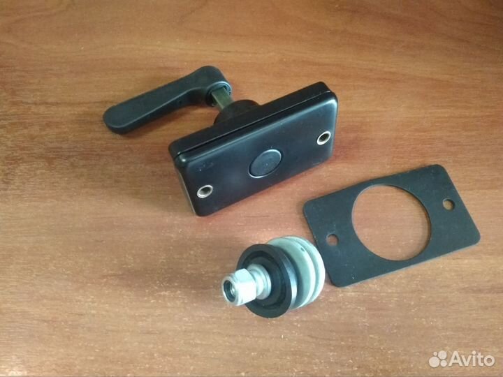 Фиксатор бокового стекла JCB 3CX 4CX 331/31071