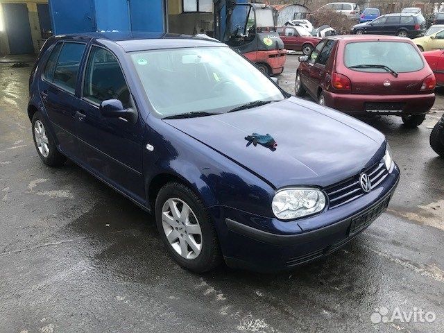 Разбор на запчасти Volkswagen Golf 4
