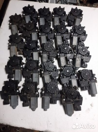 Мотор, моторчик стеклоподъемника ауди а6ц5 A6C5