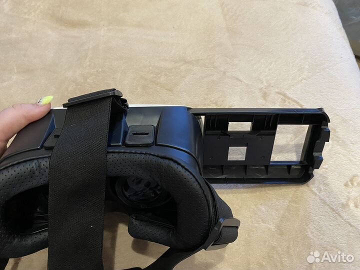 Очки виртуальной реальности для телефона