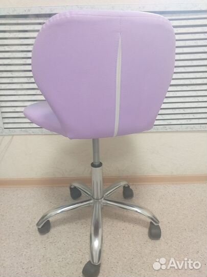 Стул-ракушка для мастера