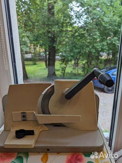 Резка для колбасы, хлеба