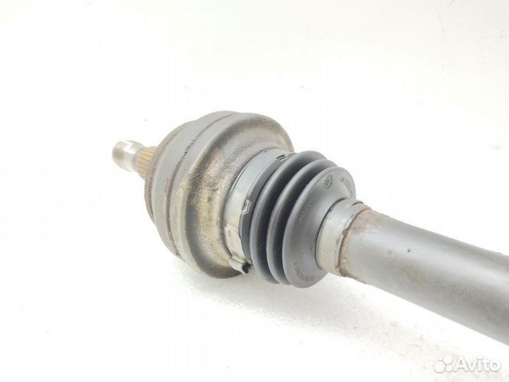 Полуось (привод) задний правый Mercedes-Benz