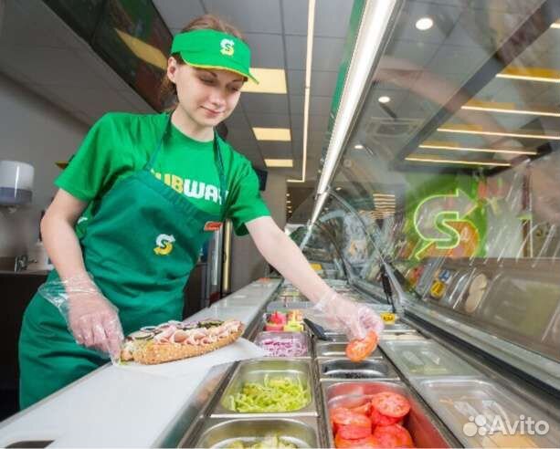 Сотрудники в ресторан быстрого питания Сабвей