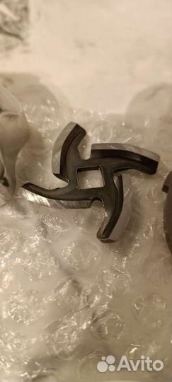 Мясорубка Sinbo SHB 3161, 1900 Вт