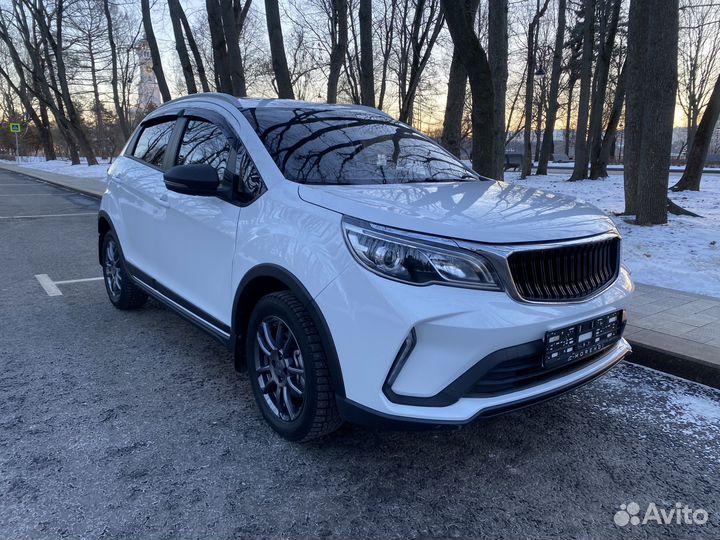 Livan X3 pro 1.5 CVT, 2023, битый, 16 500 км