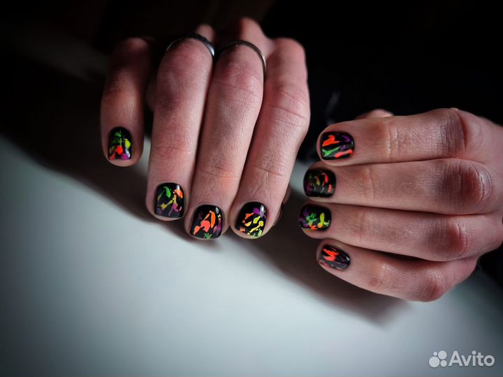 Мастер маникюра и педикюра