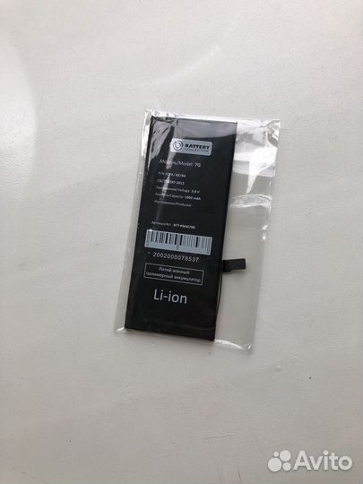 Батарея на iPhone 7