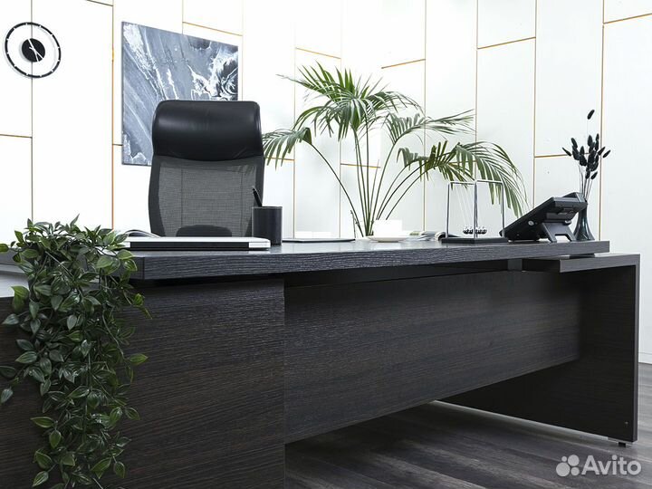 Стол для руководителя Sinetica ekis Италия