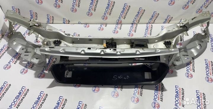 Рамка радиатора Volvo S40 2