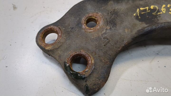 Рычаг подвески левый передний Lexus RX