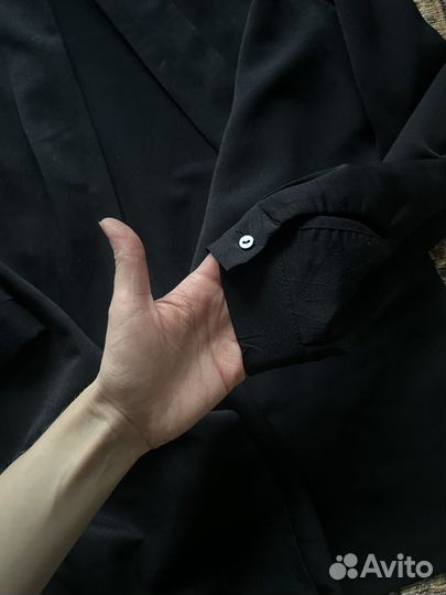 Кофта черная mango на запах