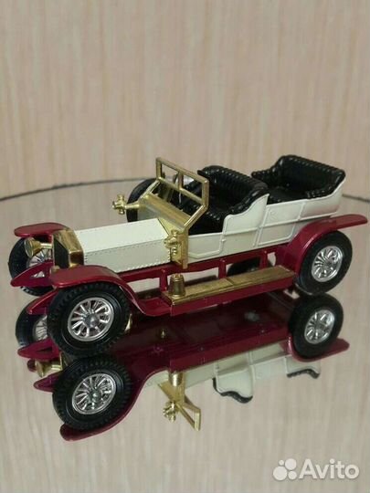 Коллекционные машинки Matchbox