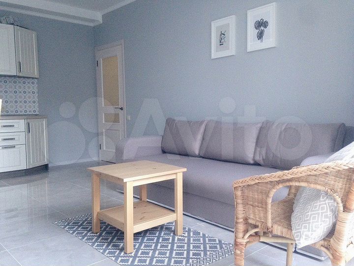 2-к. квартира, 57 м², 2/5 эт.