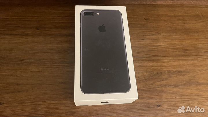 Коробки от устройств Apple