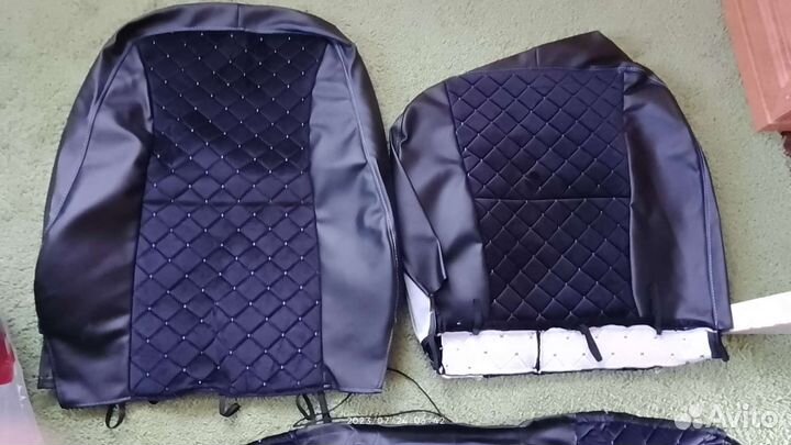 Чехлы из экокожи со вставкой велюр