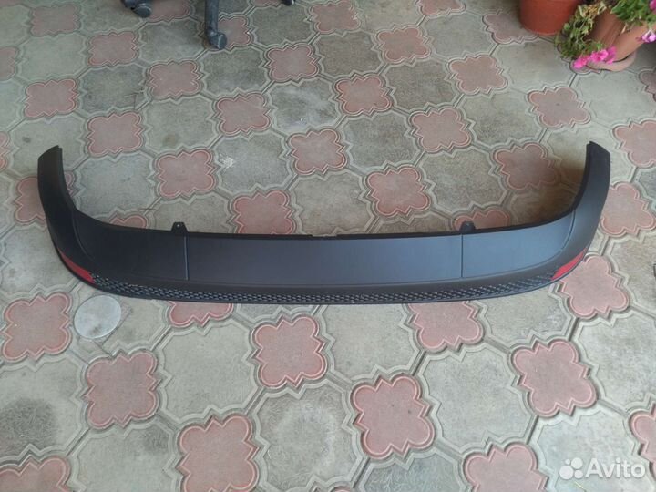 Спойлер заднего бампера Ford Focus 3