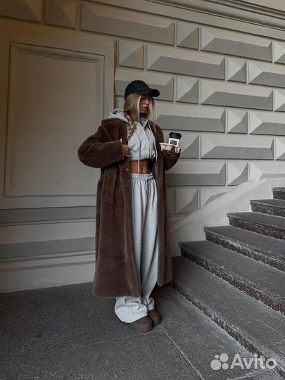 Продам шубу из искусственного меха