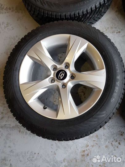 Колеса новые Nokian 205/60/r16 зимние шип