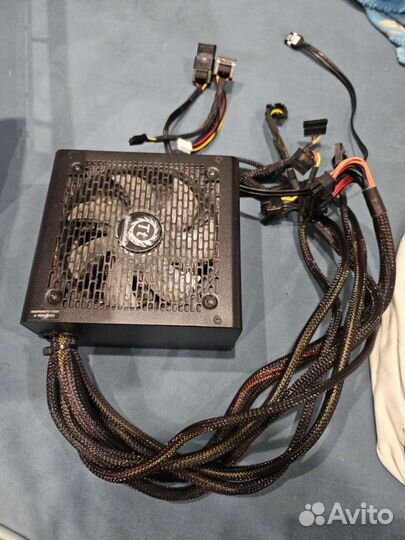 Блок питания Thermaltake Smart RGB 600W