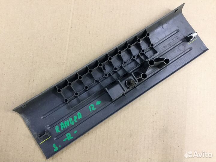 Накладка на порог внутренняя задняя Форд Ренджер