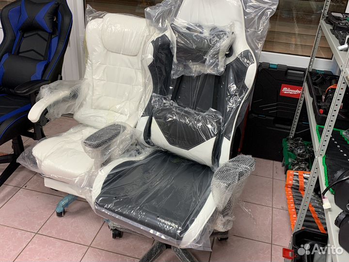 Геймерское компьютерное кресло