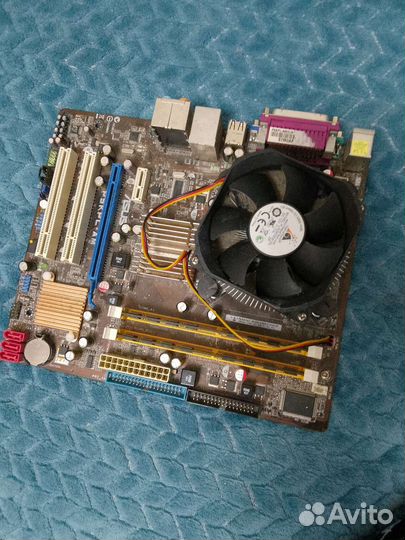 Материнская плата 775