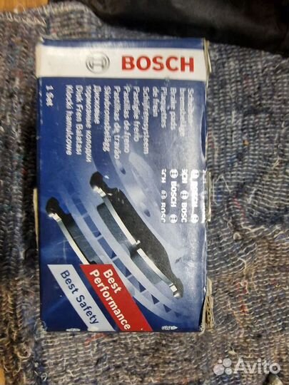 Тормозные колодки bosch 0 986 494 768