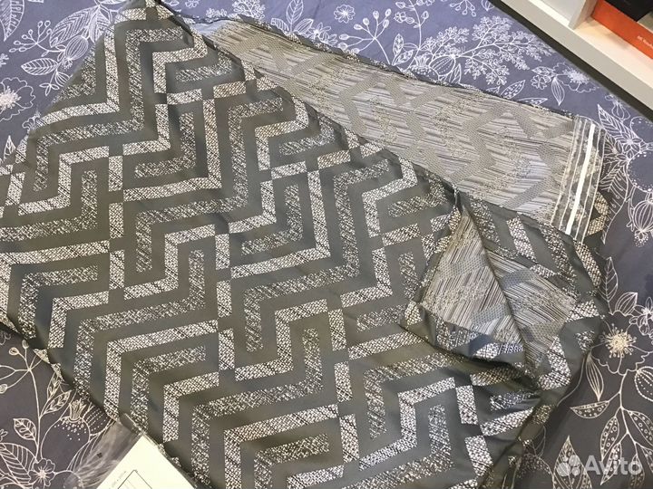 Штора новая большая