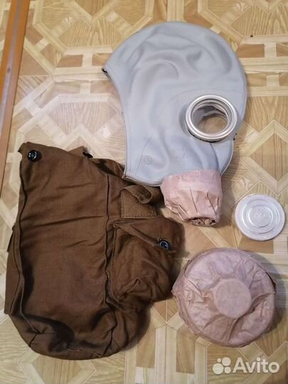 Противогазы новые