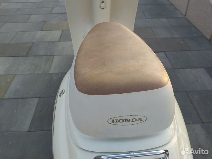 Honda giorno AF24 из Японии без пробега