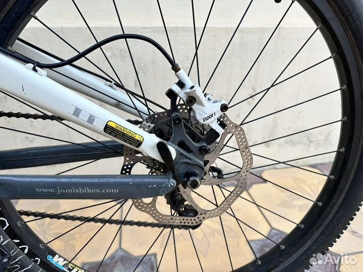 Велосипед jamis