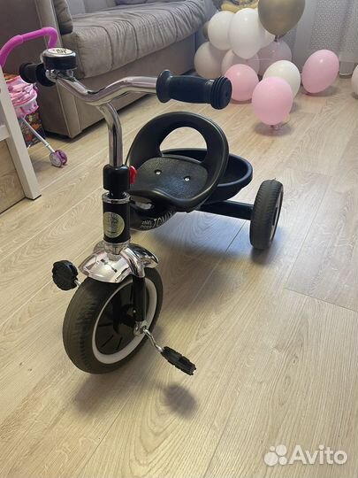 Трехколесный велосипед