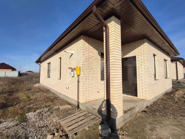 Коттедж 105 м² на участке 8 сот.