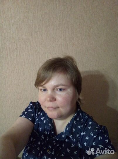 Продавец; кассир.Помощник повара/пекаря.Подработка