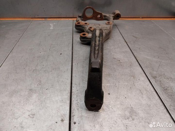 Кулак поворотный правый, Dodge Charger 2019