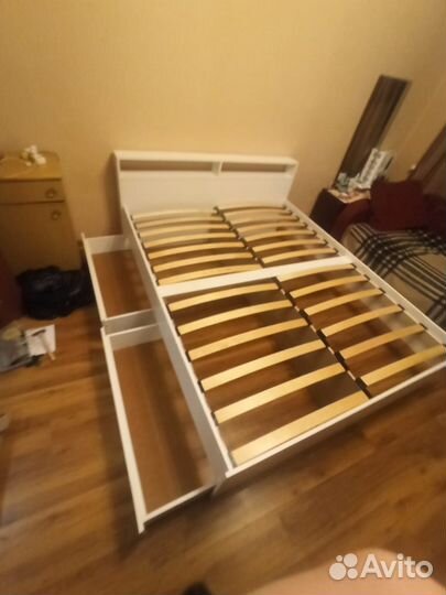 Кровать двухспальная