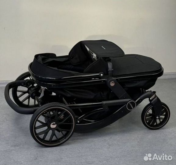 Коляска 2 в 1 Luxmom 601A