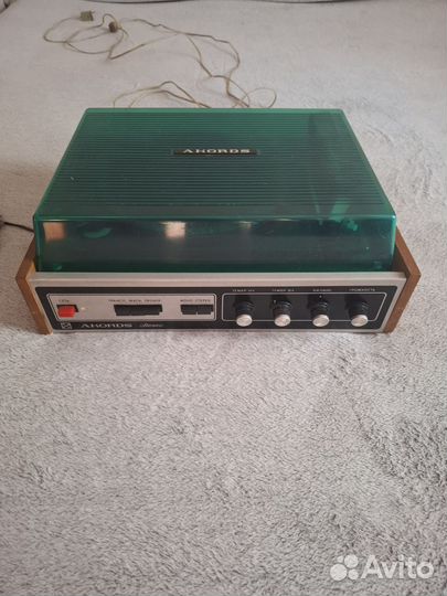 Akords stereo 2 проигрыватель виниловых пластинок