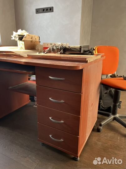 Письменный стол Шатура