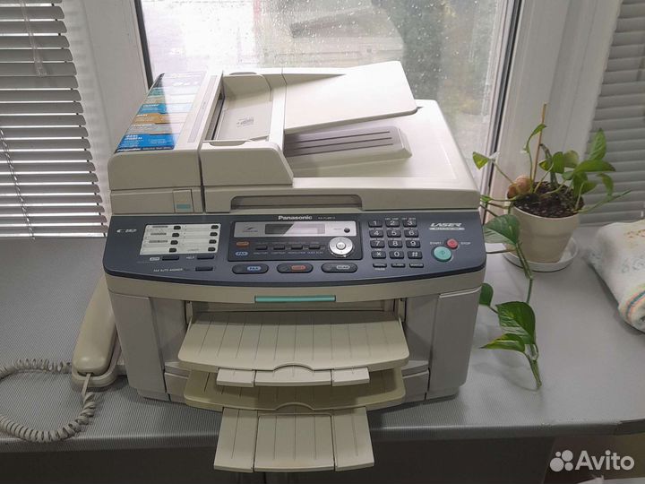 Panasonic KX-FLB813 мфу Копир сканер принтер факс