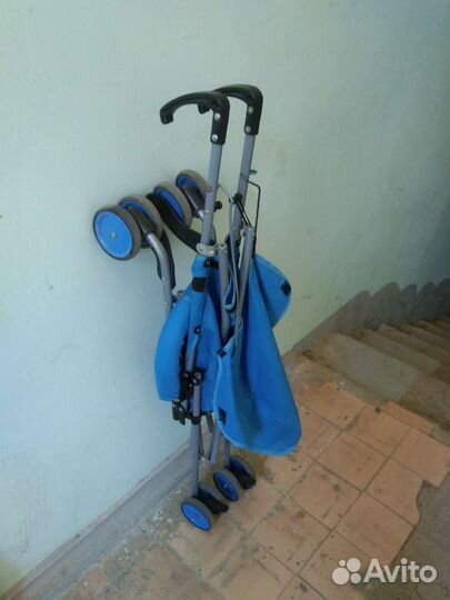 Коляска трость