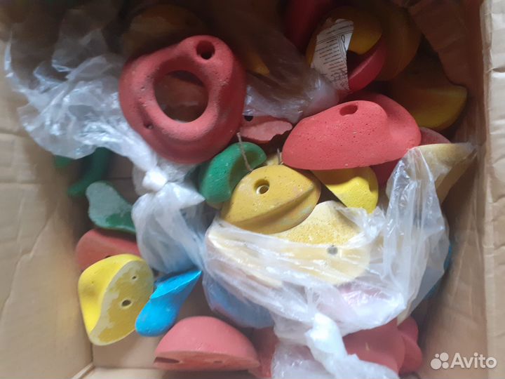 Зацепы для скалодрома