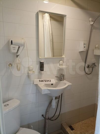 Комната 12 м² в 5-к., 1/5 эт.