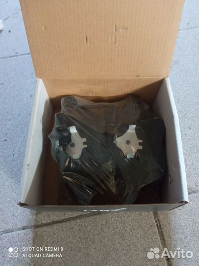 Тормозные колодки передние на volkswagen passat